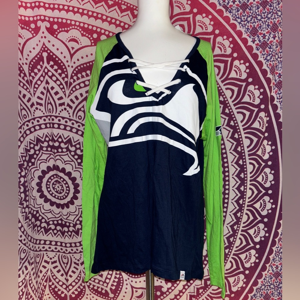NFL Seahawks Majestic Fan Fashion Long Sleeved Logo Cross V-Neck Women’s Size L